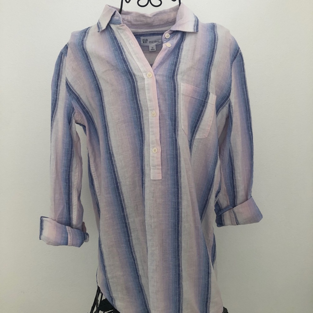 Gap Half-Buttoned Striped Shirt